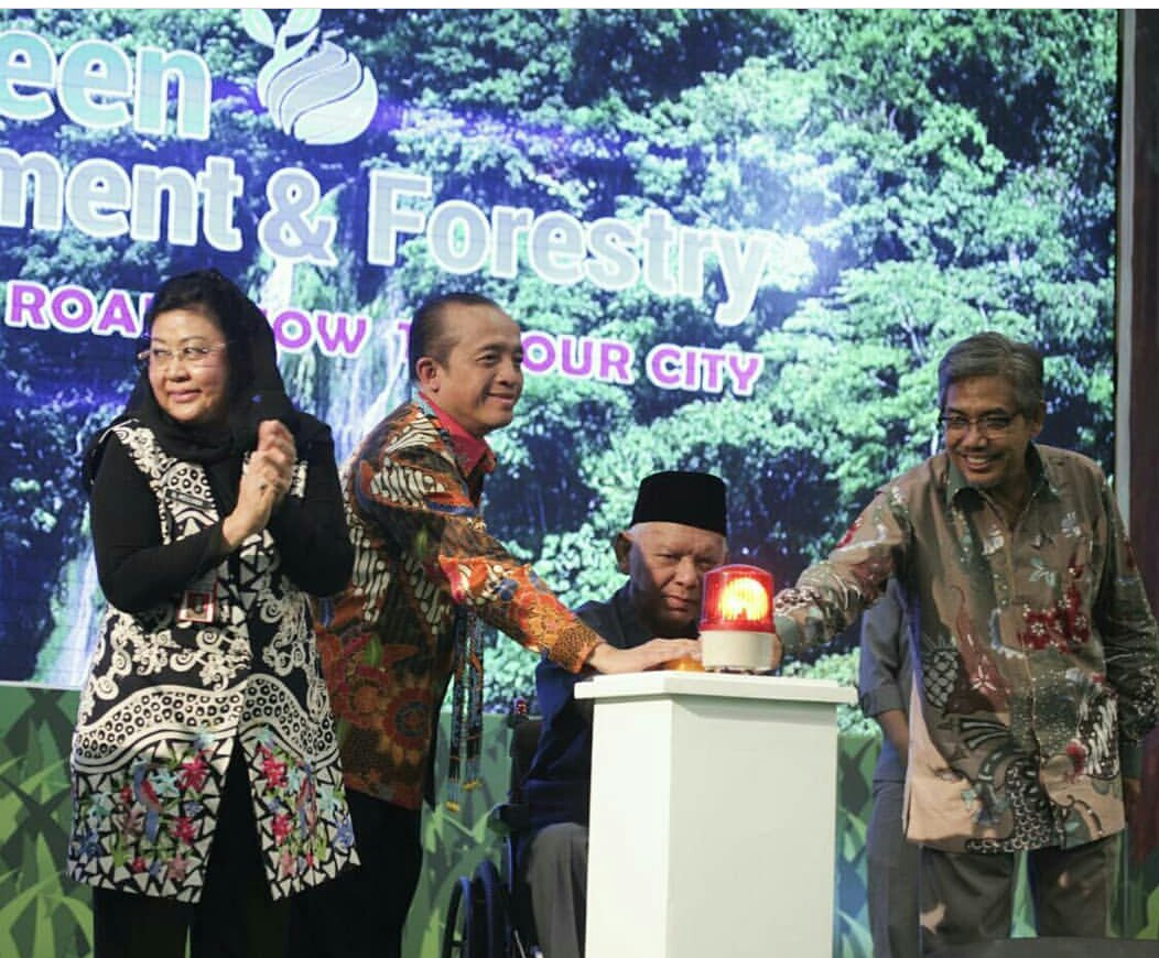 BPHPXI's tweet photo. 10th INDOGREEN ENVIRONMENT &amp; FORESTRY EXPO (IEFE) 2018 dengan konsep Road To Your City, tahun ini berlangsung di Convention Hall Samarinda - Kalimantan Timur mulai tgl 5 - 8 April 2018. Pameran Kehutanan dan Lingkungan terbesar di Indonesi ini di buka oleh Sekjen Kemenlhk https://t.co/rh53JsLwIK