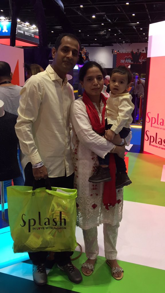 SplashFashions's tweet photo. Here is how we celebrated the last day yesterday at @mefcc in Splash Stand, with amazing super hero fans as well as #Splash lovers! Tag your #ComicCon moments with #SplashXComicCon #SplashFashions #MEFCC https://t.co/PDgBJuyUq9