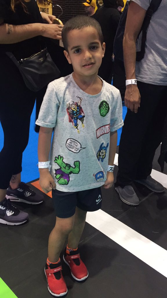 SplashFashions's tweet photo. Here is how we celebrated the last day yesterday at @mefcc in Splash Stand, with amazing super hero fans as well as #Splash lovers! Tag your #ComicCon moments with #SplashXComicCon #SplashFashions #MEFCC https://t.co/PDgBJuyUq9