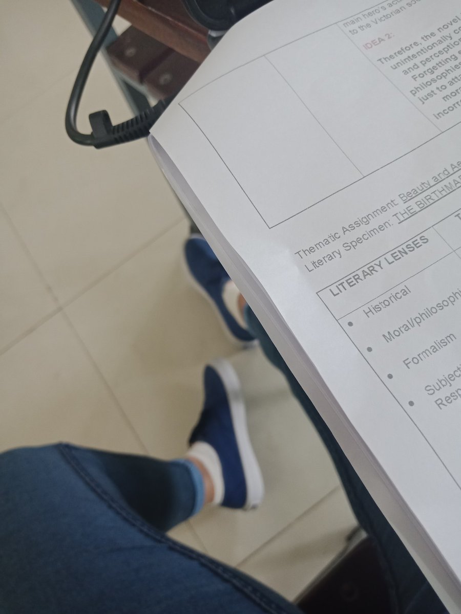 djformarejo's tweet photo. Literary Criticism, Defended! 📌
Yung grupong pinaka-chill at tawang-tawa lang lagi pero walang nareject na LitSpecimen 😂😎 #TeamBeautyandAesthetics #MAEDEn https://t.co/kqU22pYKSk