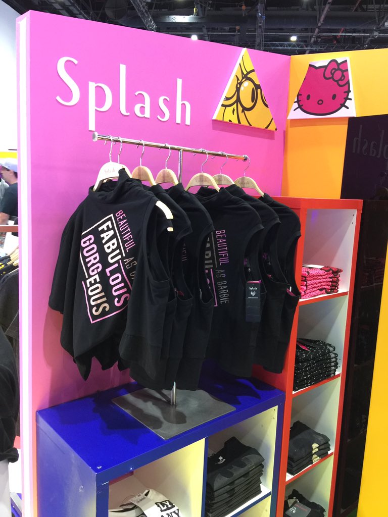 SplashFashions's tweet photo. Day 2 at @mefcc was special as we spotted Martial Arts expert @jdfffn wearing #SplashFashions along with a few #Splash customers! #MEFCC #ComicCon #SplashXComicCon #JasonDavidFrank https://t.co/Qasze5gIXj