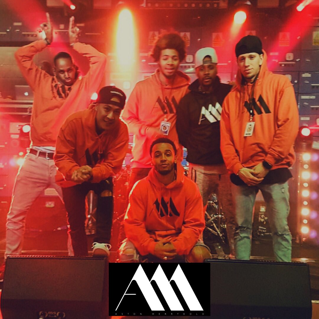 dj3d_uk's tweet photo. Honoured & blessed to be a part of @AstonMerrygold #UKTour #2018
#DJ3DUK #DJlife #DJnetwork #DJ3Dnetwork #DJ #Artist #Dance #Dancers https://t.co/trhJmyIh4p