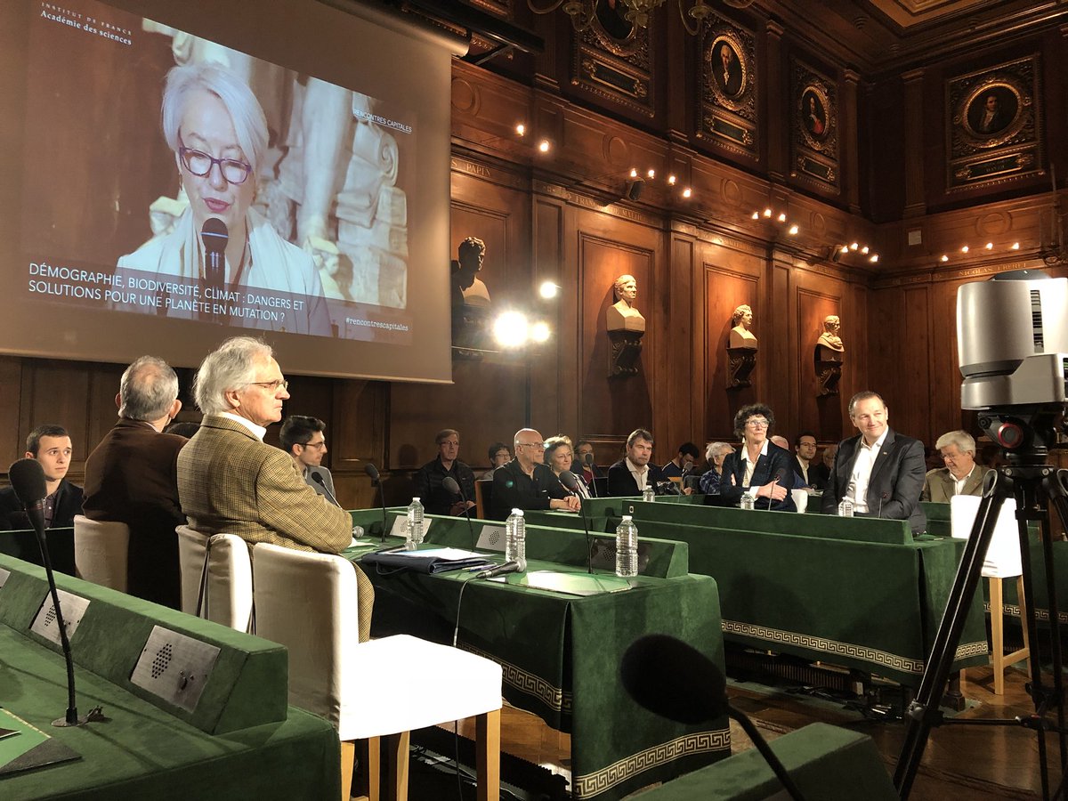 Nova_FRA's tweet photo. #débat : démographie, biodiversité, climat: dangers et solutions pour une planète en mutation ? Échanges entre membres de Nova, Ghislain de Marsily, Henri Léridon, Franck Bruel et @IAutissier. Animé par @PIALOT1 @LaTribune #RencontresCapitales #KnowledgeByNova @AcadSciences https://t.co/h8dmgDN0o8