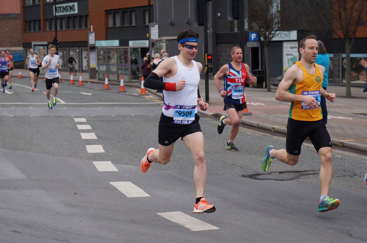 SheffieldScan's tweet photo. Good luck to @WillMycroft and @L_Walker011 who are part of the elite race of the #SheffieldHalf - looking for top 10 finishes! #SheffieldScannerHalf https://t.co/r7XDKcEeSD