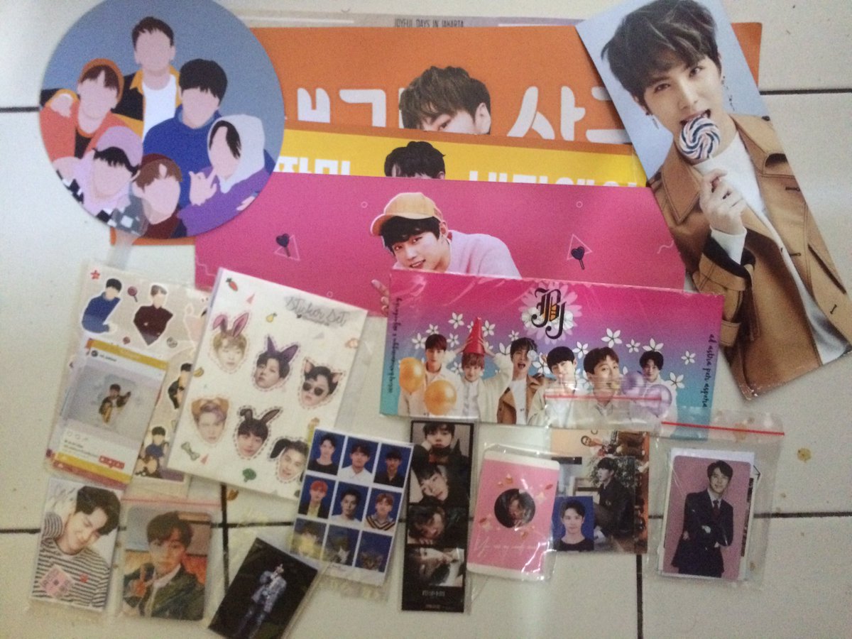 heavelnybreeze's tweet photo. thankyou freebiesnya kakak semua!❤️❤️ @woojoyfuls @jbjmaknae @tiapharimingyu @jaedorky @peachmeup_id @httphyang @Elyria_id @14122hna @DOBINDONESIA https://t.co/cedmHpsXHB