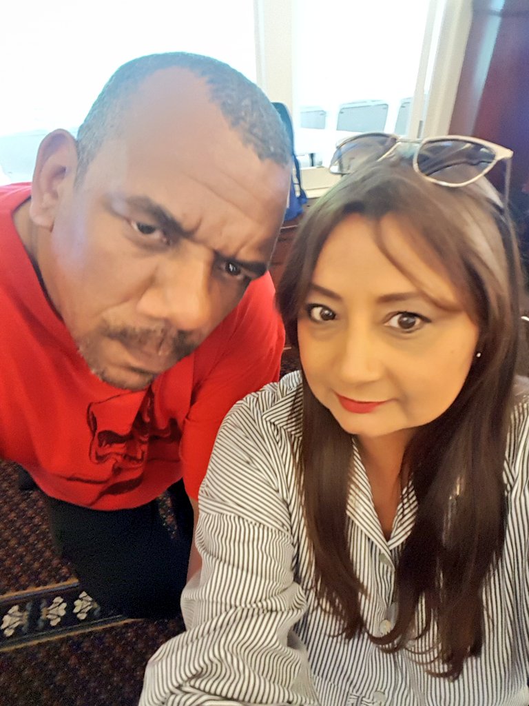 AnnieCricket's tweet photo. @SurreyUltra i was planning to send same pic this morning but you beat me to it so here's one to being seiged!! #arrowgate https://t.co/su8llBXS6X
