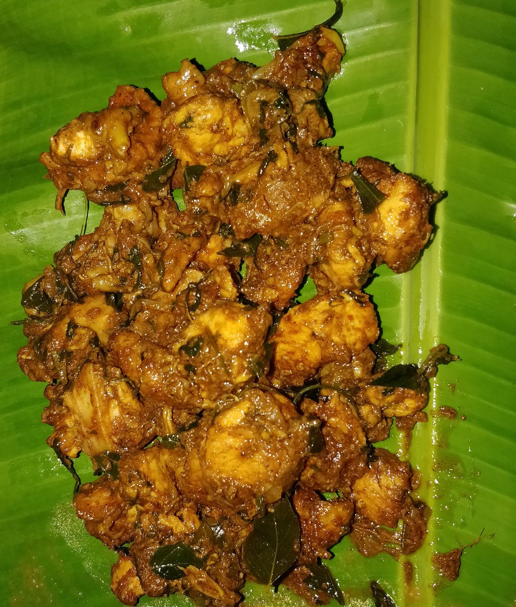 dineshdacchu's tweet photo. #ChickenPepper #MePrepared #SundaySpecial #KeralaSpecial #HomeMade 😍 #NotLessThanAnyGirl 😀 https://t.co/NZrokmDGhh