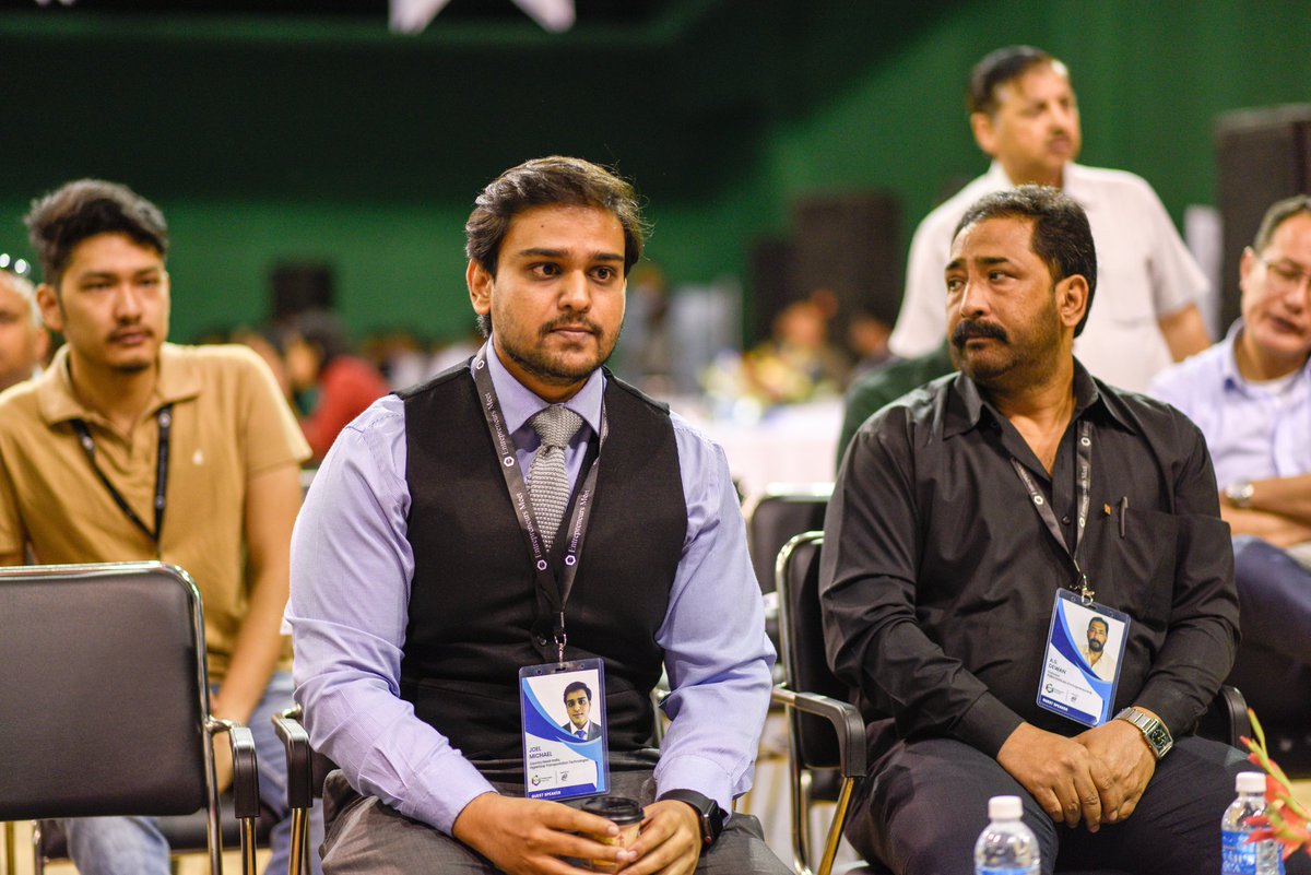 emsmit2018's tweet photo. Joel Michael, Country Head of Hyperloop Transportation Technologies, India and Middle East, bestowed upon us his knowledge and experience at #EM18 
Visit https://t.co/SG1Py9DScp to know more.
Now, catch us live at https://t.co/BvaHlEpkij
#EntrepreneursMeet #EM18 #SMIT
@mic_joel https://t.co/teMOy4j3D5