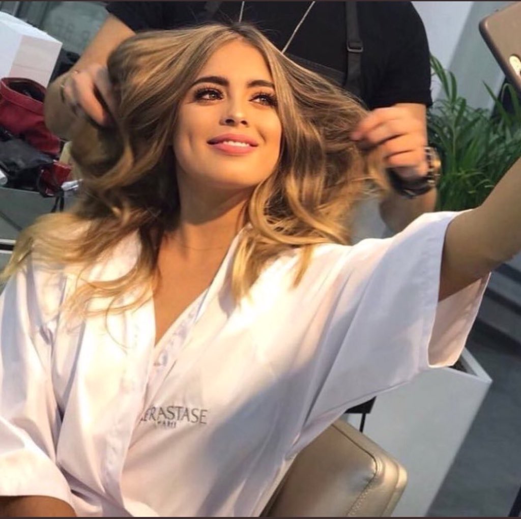 LamineZellag's tweet image. #اليوم_العالمي_للغمازات الغمازه دلاله و علامه للجمال تحية لاصحاب و صاحبات les #fossettes