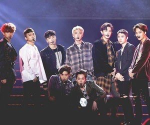 baekedsesoo's tweet photo. I may have not been there from the very beginning but Ive been through all the good times and the hardships these boys went through and I’ll stick around until the very end💕😘 #WeAreOne #사랑하자 #6YearsWithEXO_L 
#6YearsWithEXO @weareoneEXO #MTVBRKPOPEXO https://t.co/fQUDforhag
