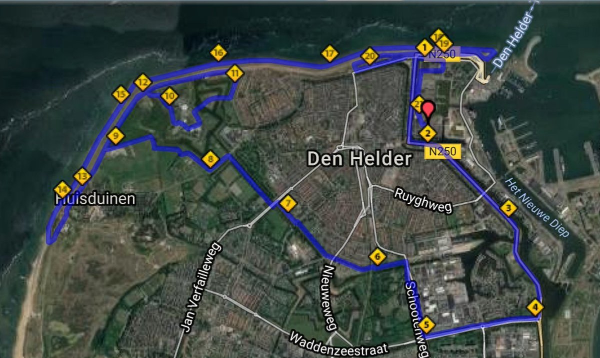 Straks weer lopen en stukgaan langs die prachtig mooie Helderse zeedijk tijdens de goed georganiseerde en gezellige <a href="/HalveDenHelder/">Halve van Den Helder</a>