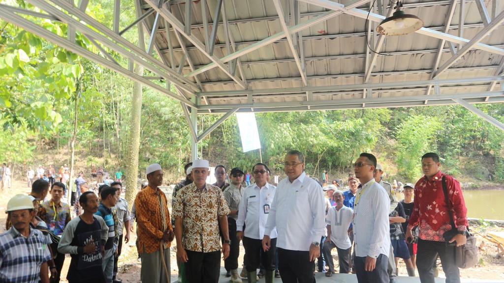 lukman36133141's tweet photo. PKT untuk rakyat
#PadatKaryaTunai2018 
#ProvAceh
#KabAcehSingkil
@jokowi @EkoSandjojo @taufikmadjid71 https://t.co/zuZpiJ4hs0