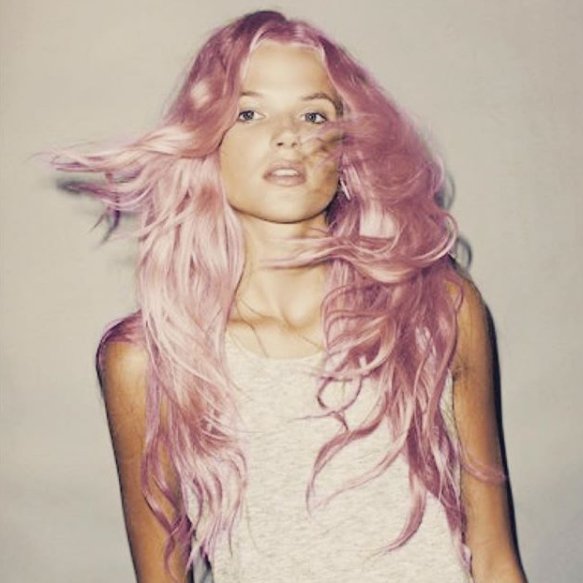 A very Happy Birthday to Gabriella Wilde!  Photo: IG 