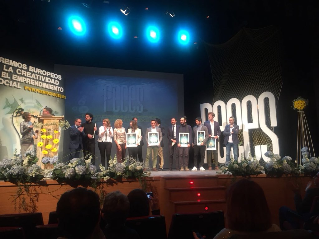 lanzaderaes's tweet photo. Enhorabuena a todos los ganadores de @PremiosPECES. En especial a @matmapco que se llevó el premio a la mejor iniciativa sostenible y @iam_barissta a la mejor iniciativa de innovación digital 🙌🏼🙌🏼 https://t.co/cMtqlVE2Ve