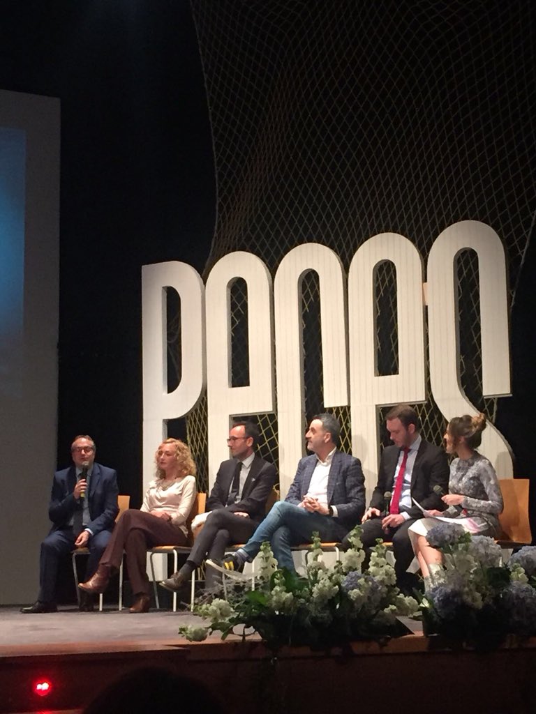 lanzaderaes's tweet photo. Enhorabuena a todos los ganadores de @PremiosPECES. En especial a @matmapco que se llevó el premio a la mejor iniciativa sostenible y @iam_barissta a la mejor iniciativa de innovación digital 🙌🏼🙌🏼 https://t.co/cMtqlVE2Ve