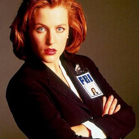 colcrosbie's tweet photo. Seriously Scully is getting annoyed @GillianA hasn't made it to @OzComicCon / @MovieComicExpo please bring Gillian out to #Australia 🇦🇺 this year before she stops doing cons. #GillianAnderson #TheXFiles #XFiles #xfilesAU @thexfiles https://t.co/eCprL98JN6
