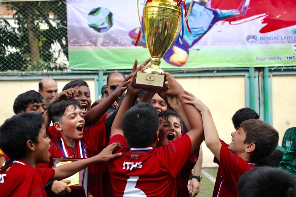 IHSBD1996's tweet photo. On April 6 and 7, 2018, #ITHS hosted #IndependenceDay Cup (Inter-school Football Tournament) in its Uttara Main Campus. ITHS AstroTurf field saw 12 of the most reputed schools in Bangladesh.
https://t.co/XA7MOy8P6c https://t.co/BXfFMbJdiq