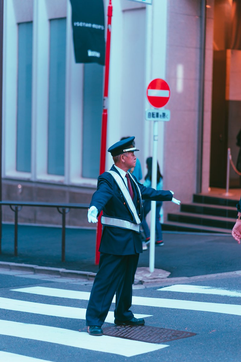 nardvz_'s tweet photo. is there such thing as soul/spirit cities? pretty sure tokyo is mine. 
#tokyo #japan 
https://t.co/Tx4i7jU9j7 https://t.co/rD4l7pkRAG