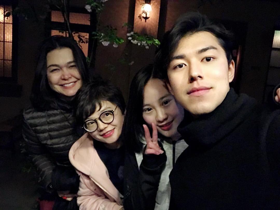 only9naphat's tweet photo. #naphat_nine #pimpaka
#nineinshanghai
#restierinshanghai #restierthailand
#9naphatfanclub nclub
#naphatnine_cn
#九军
cr. Garfield & Cassie
Cr. naphatnine_cn https://t.co/3xFPCoTW0w