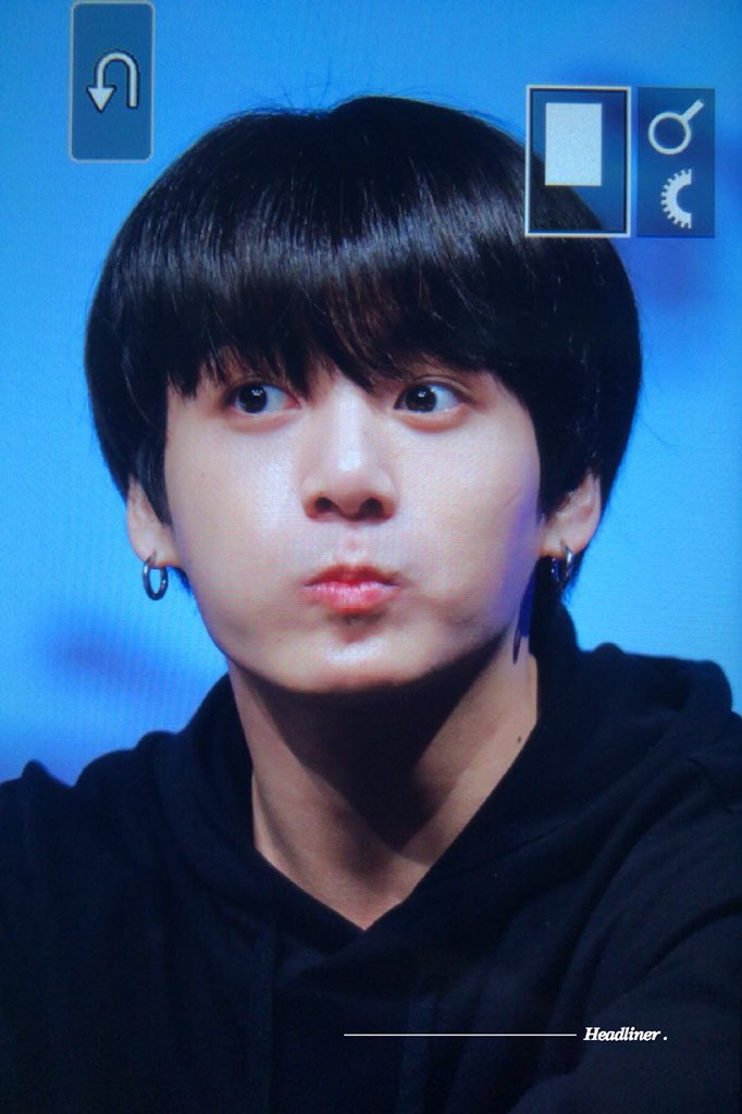 BTS Pak Official l 🇵🇰 on Twitter "[IMAGE] Puma Sign