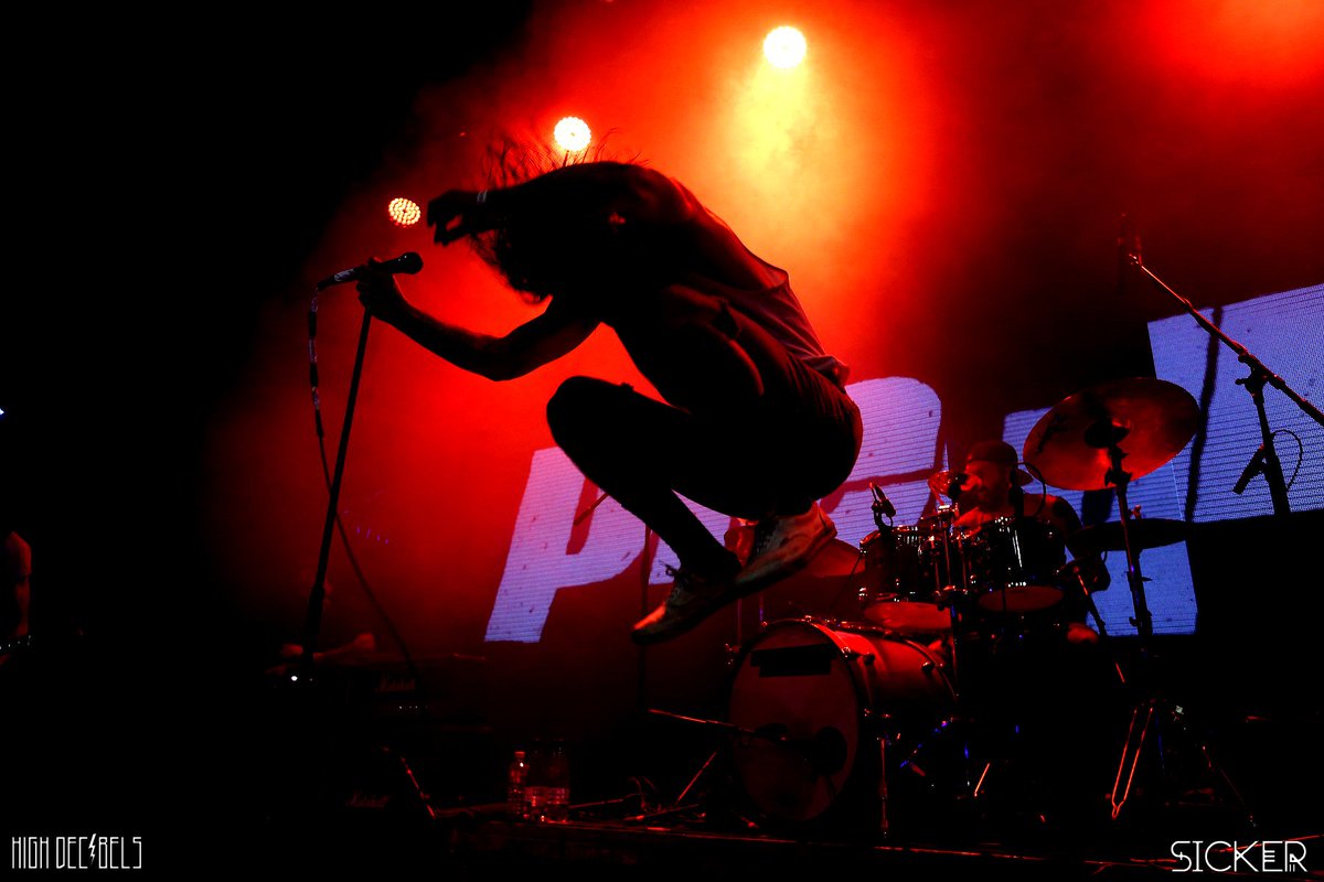 highdecibels_ru's tweet photo. Фотоотчет с концерта Pleymo (2018.04.07 - Москва - Red) #pleymo #Live #show #concert #pics #moscow #russia #rapcore #alternative #metal #rap https://t.co/VTNh7KRFqo https://t.co/pQeeFvHLvG