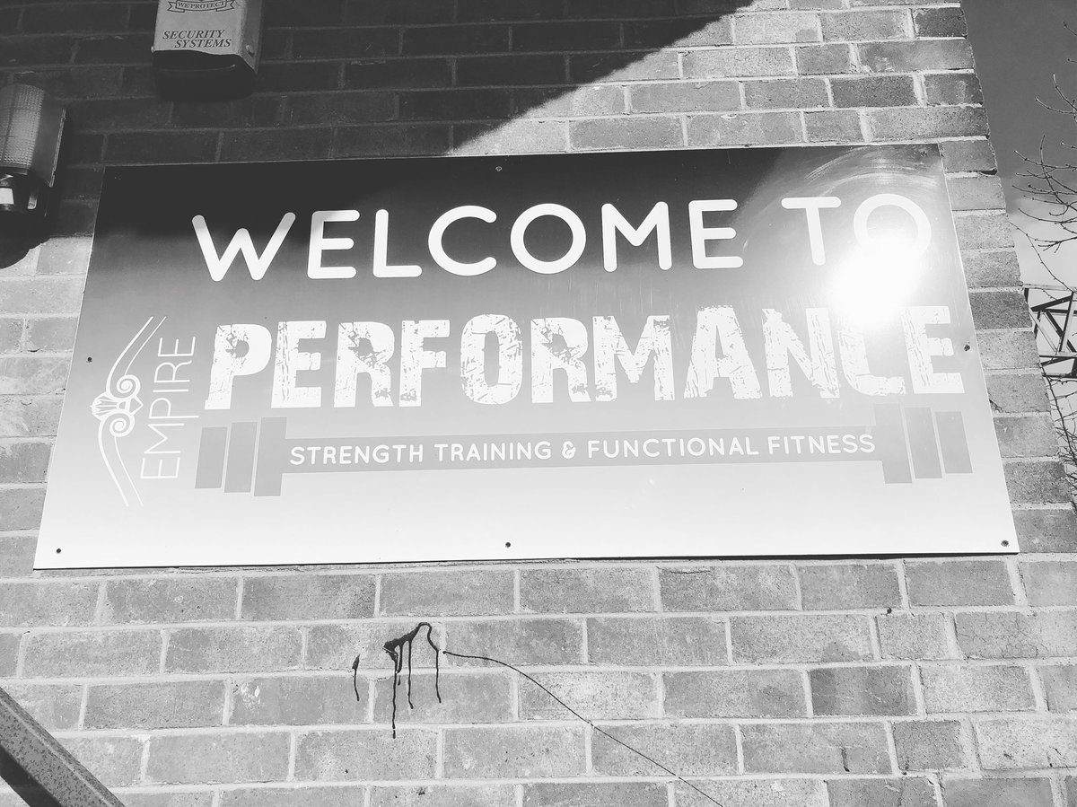 davidtinker28's tweet photo. Sunday morning can only mean one thing...... Itβs Gym time #empireperformance #nuneatongym #gym #sundaysesh #gymlife #sundayworkout https://t.co/pPWqdMr25c