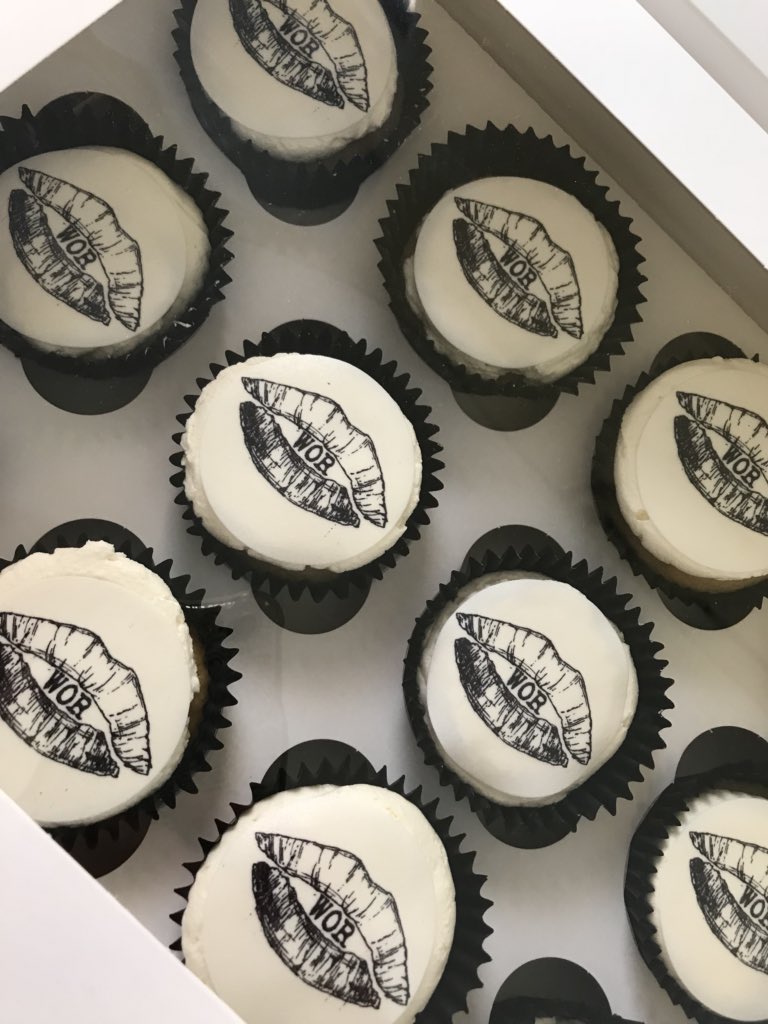 TheCakeShack1's tweet image. An exciting new business opened their doors on Kings Langley High Street yesterday. #WOR Walk Out Ready is your one stop hair, nails and makeup service for all special occasions. #WatchThisSpace #Walkoutready #corporatecakes #LoveWhatYouDo