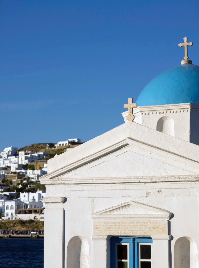 SantaMarinaMyk's tweet photo. Church bells of Mykonos ring cheerfully all day: Happy Easter! 
#santamarinamykonos
#theluxurycollection https://t.co/lkFHuXR9uN