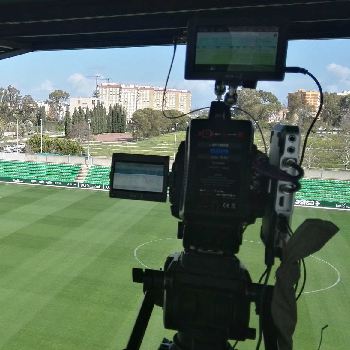 diberetv's tweet photo. Y desde la Ciudad Deportiva Luis del Sol, desde las 12:00 por @RTVBetis, @RBetisCantera - #LasPalmasAtlético. https://t.co/6xK5oQqkkV