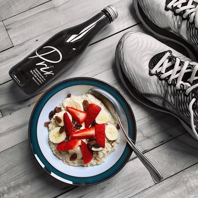 myprir's tweet photo. Post workout refuel Xx #myprir #breakfast #porridge #refuel #hydrate #innerglow #sundaymorning https://t.co/pRNh6igHEB https://t.co/8M1oLqeG80