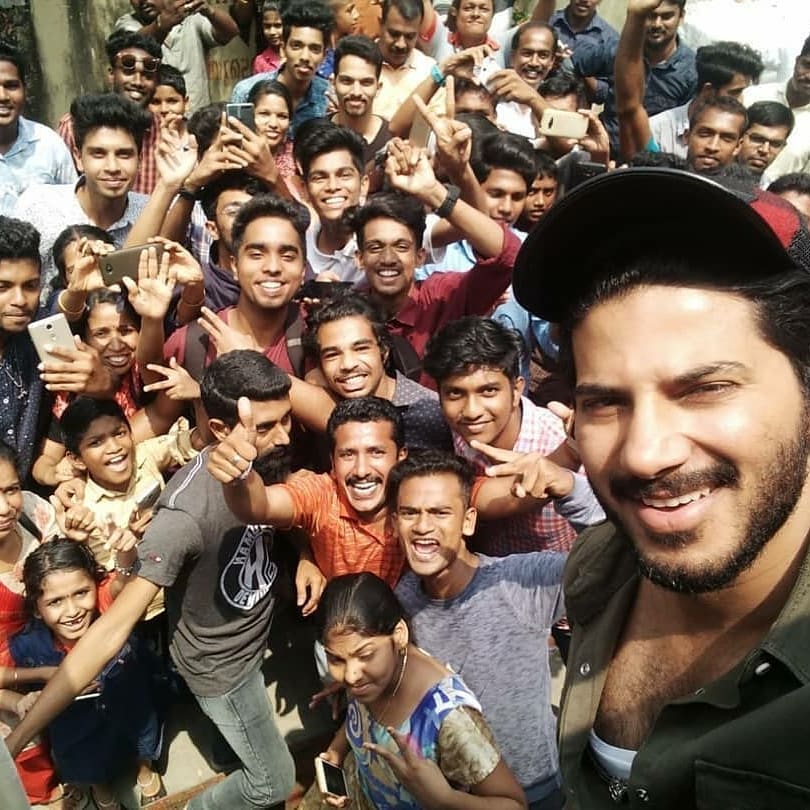 AJITH545's tweet photo. #Kunjikka #dulquer #mattancherry #selfiewithfans #dulquersalmaan @dulQuer 😍😍😍 https://t.co/XpDM2DWaHr
