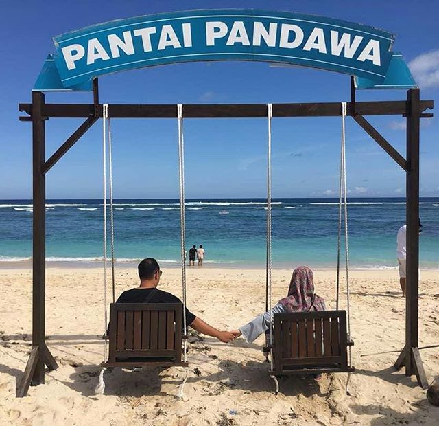 BaliHalal's tweet photo. Pilihanraya dan hari raya tak lama lagi. Habis semua raya nanti jom ke Bali :) https://t.co/1mWQEzzNTT https://t.co/ejN0AnCraR