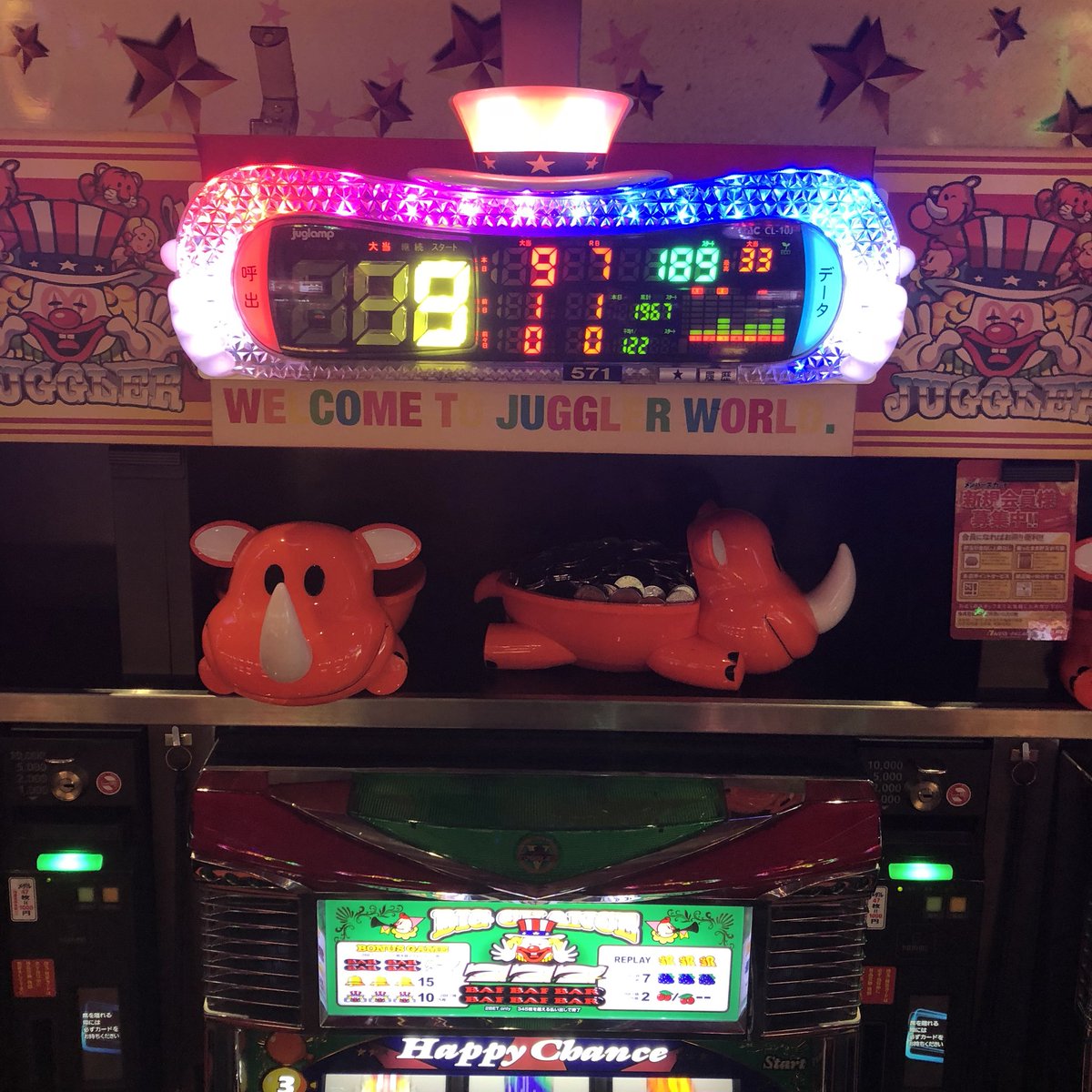 janbari_mico's tweet photo. #NEO_PALACE ありがとうございました❤
#ハッピーマジック 素晴らしいっ❤
いい感じの盛り上がりでしたー(((o(*゚▽゚*)o)))
#NEO_WORLD さまも盛り上がってた😊
ゴリ店長も応援来てくれたみんなもありがとうございました❤
楽しい1日でした❤ https://t.co/zndERcPNuO