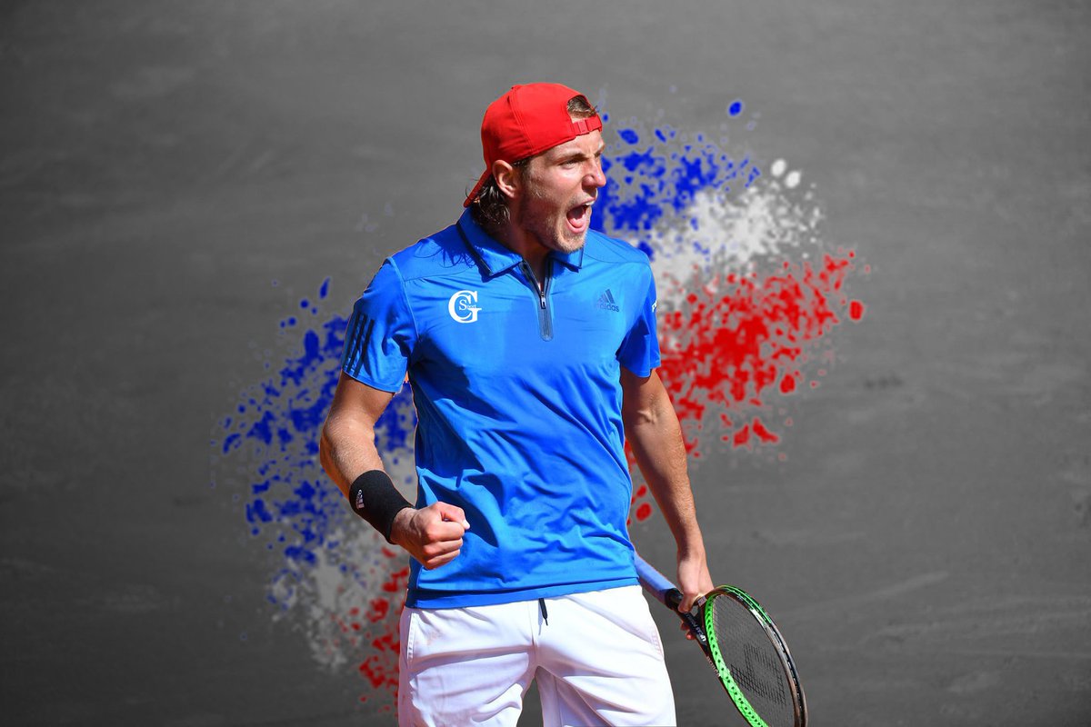 GCSportFR's tweet photo. ALLEZ LES BLEUS 🇫🇷🇫🇷🇫🇷🎾🎾🎾 
ALLEZ @la_pouille @FFTennis @jimchardy @nmahut @p2hugz 
#DavisCup #France https://t.co/PHTrjwJt2A