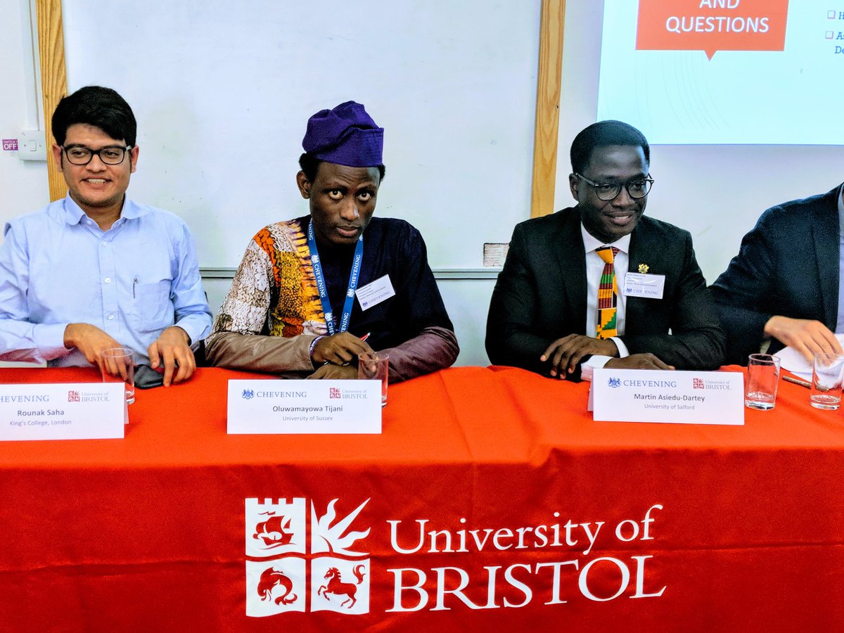 OluwamayowaTJ's tweet photo. At the #CheveningConference18, I wore a number of caps: I presented my academic work on 'How Nations Can laugh their way to Development: A critical analysis of Humour for Development'. I was proudly #Sussex, #Chevening and ultimately, #Nigerian! #IAmChevening https://t.co/wpLVrkzLDq