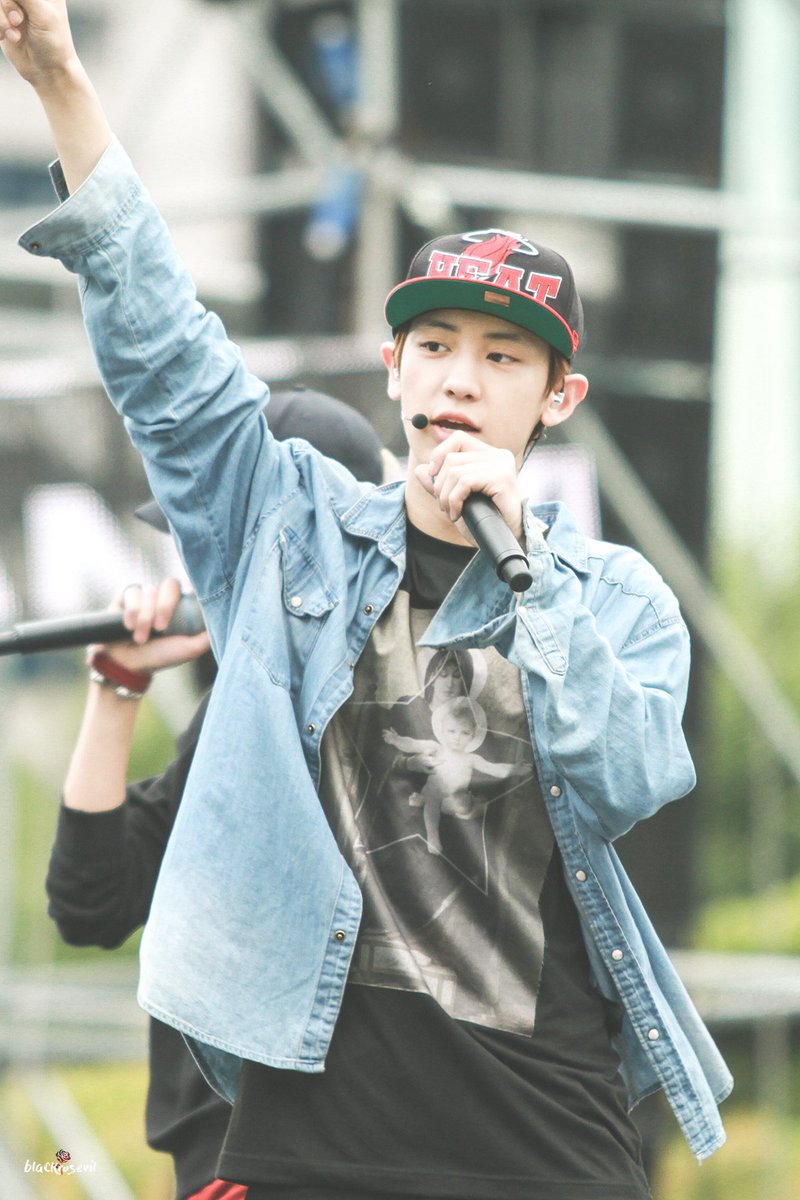 knockknock0408's tweet photo. [DL] 180408 CHANYEOL - #6YearsWithEXO cr.BLACKROSEVIL_12P
LINK >> https://t.co/sf4kOw1zFF

#PremiosMTVMiaw #MTVBRKPOPEXO @weareoneEXO https://t.co/l4InBBwiuI