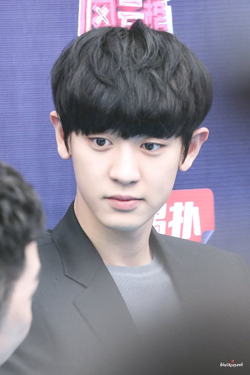 knockknock0408's tweet photo. [DL] 180408 CHANYEOL - #6YearsWithEXO cr.BLACKROSEVIL_12P
LINK >> https://t.co/sf4kOw1zFF

#PremiosMTVMiaw #MTVBRKPOPEXO @weareoneEXO https://t.co/l4InBBwiuI