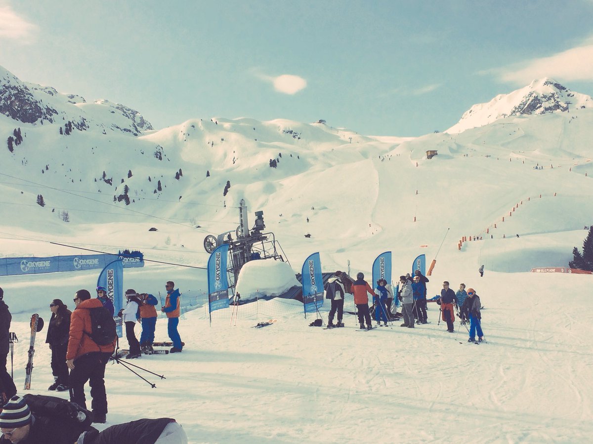 The final ‘1st day off ski school’ of the season with the fabulous @Oxygene_Ski and my, what a day for it! ☀️❄️ #belleplagne