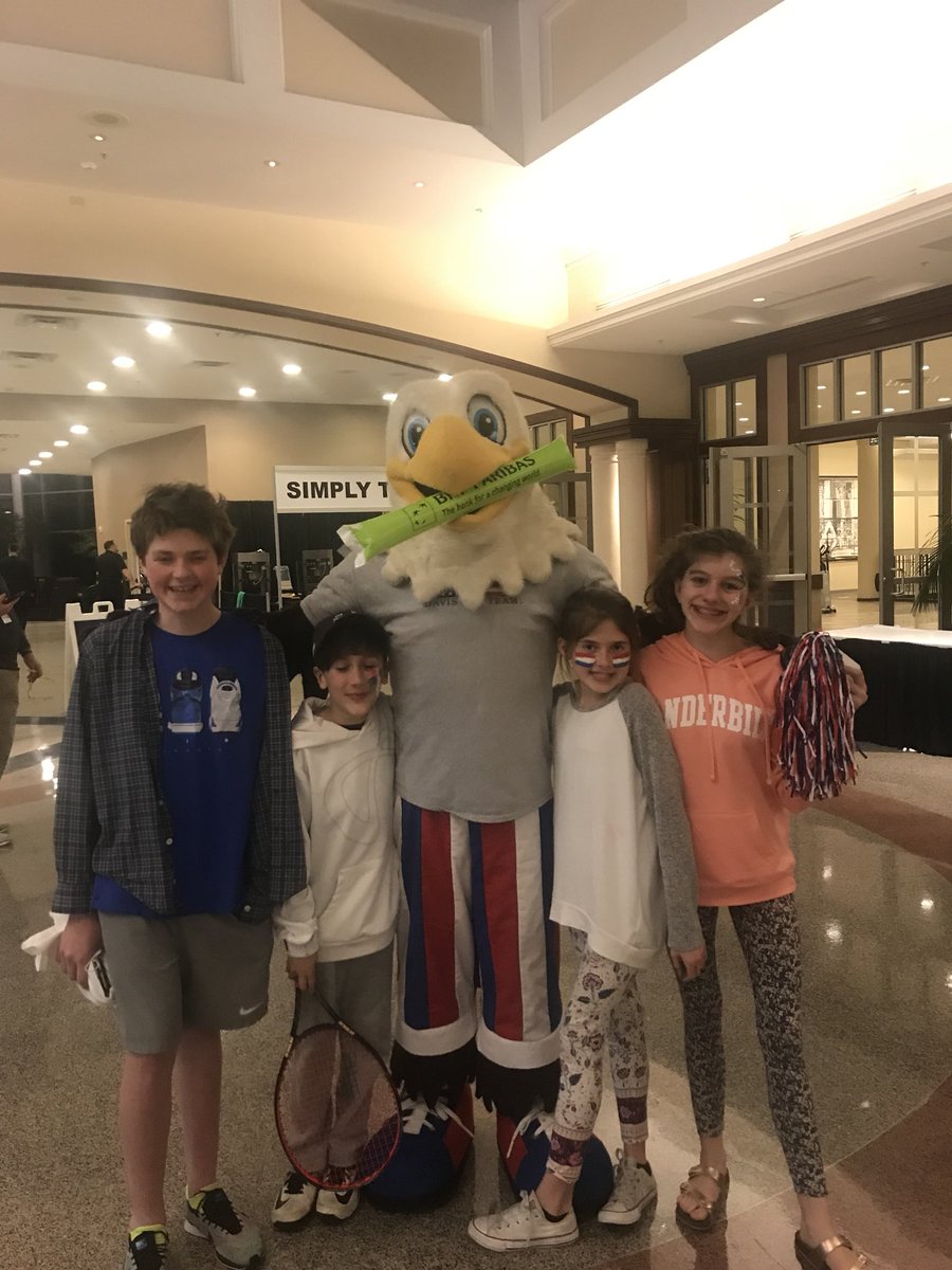 sacolson's tweet photo. @ebutorac it was great to meet you Friday night, we had an amazing time, and Luke even got @JohnIsner ‘s cracked racket (big thanks John, it’s hanging on his wall).  Hopefully Mark can get you to Louisville sometime. https://t.co/Ojbmv8mVOu