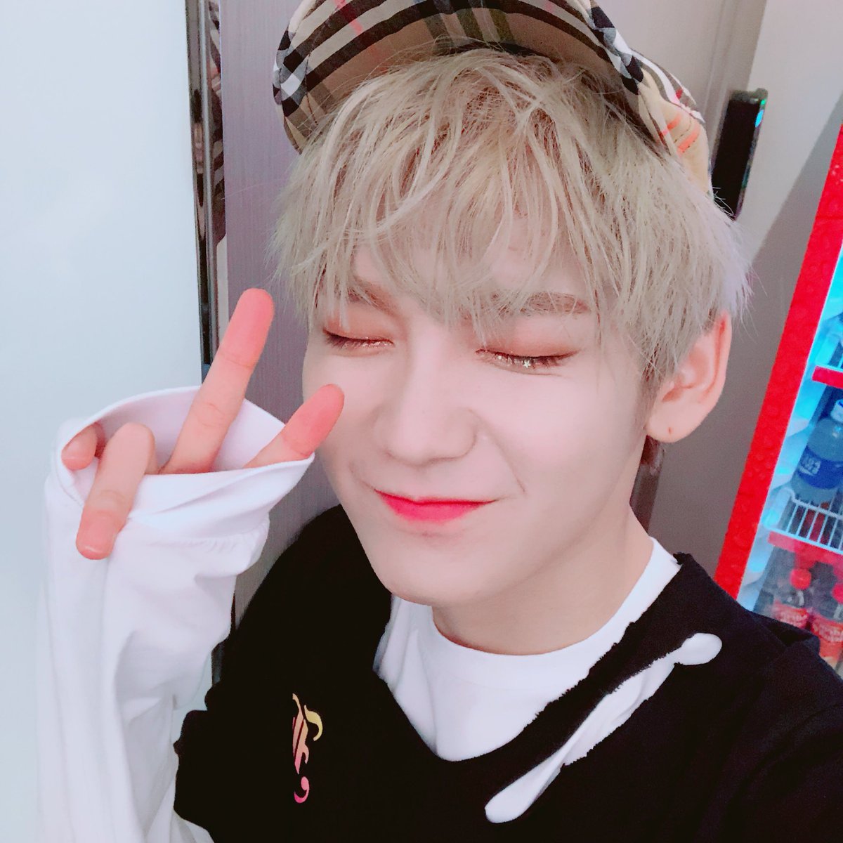 JBJ tweet media
