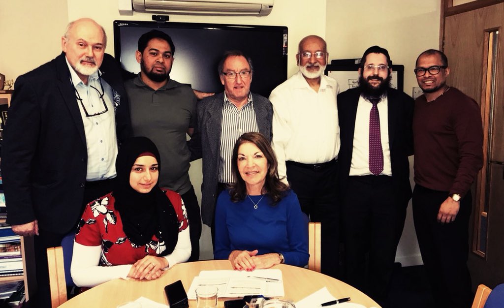 AcornMo's tweet photo. #Sunday still a work day @MuslimCouncil #jewish @BoardofDeputies community meeting to define #Antisemitism and #Islamophobia #solidarity in #Wales https://t.co/0TWwME72Wh
