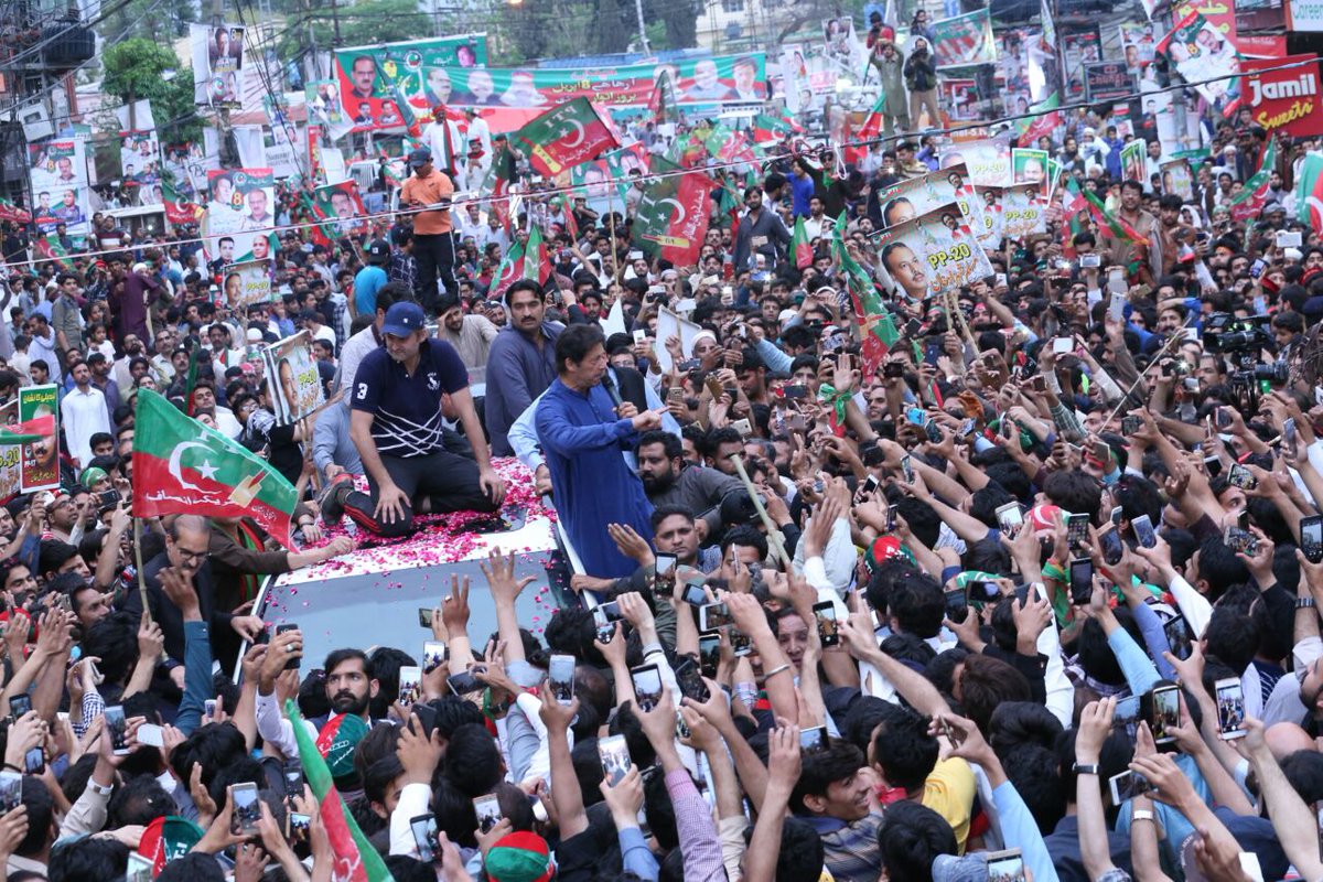 As I visit our membership camps in Rawalpindi today I see passionate crowds everywhere #PTIRawalpindiCampaign