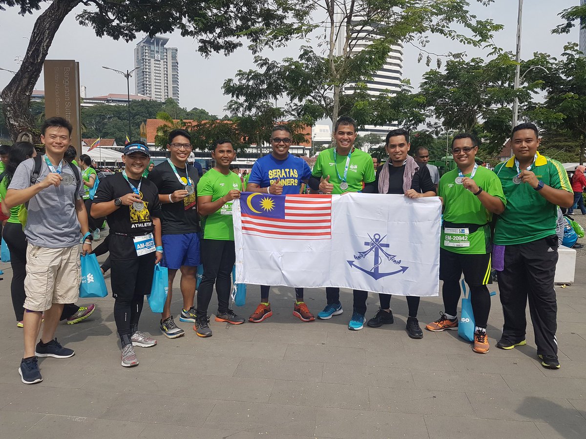 Firdaus3776's tweet photo. Well done NavO Runners Group completed our run with strong. Pain is temporary, pride is forever.
#BMI26.9 #Health&amp;Wellness https://t.co/Rkm242BeQq
