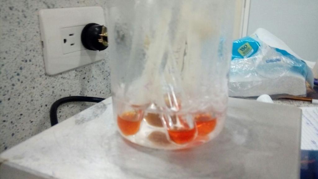 micaneiva's tweet photo. En el CCAV Neiva laboratorio de quimica organica, grupo 1 día 2 @cienciasunad @ECBTI_Neiva @AMendezGonza https://t.co/ZbUPQ9Ti7O