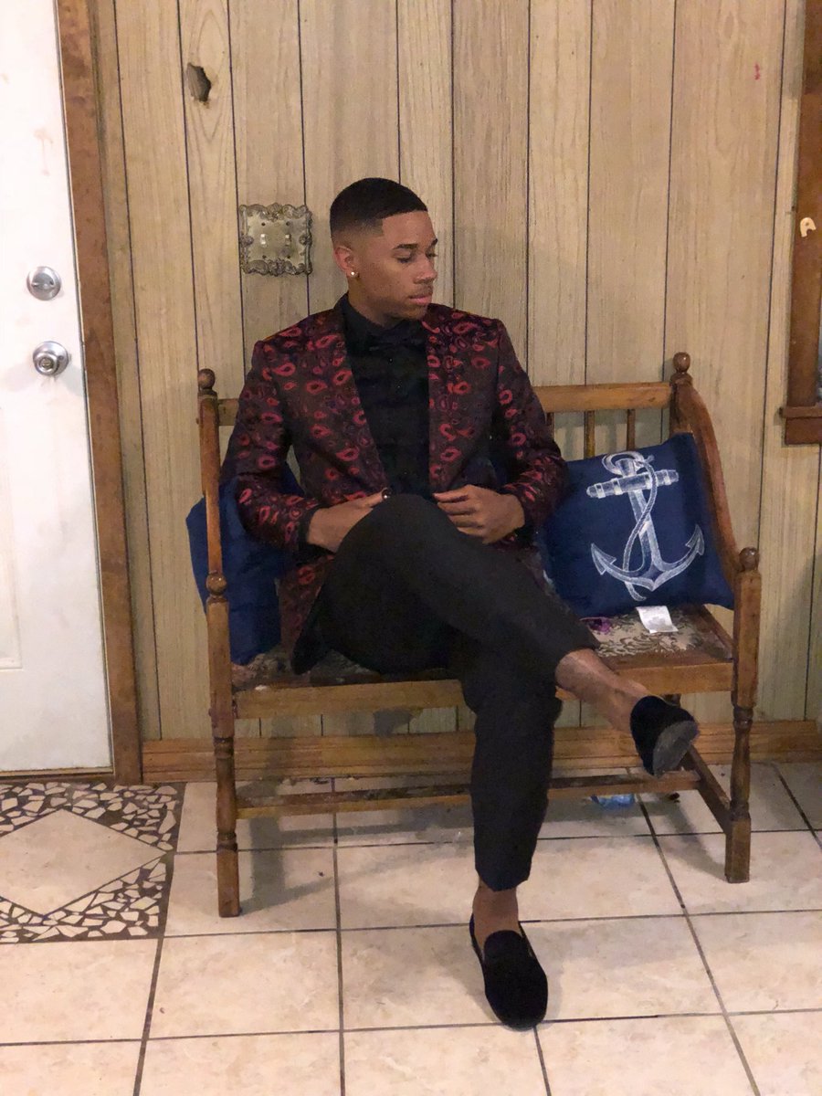 Grindtime_41's tweet photo. About last night 😅🔥 https://t.co/JX94bJ5VSM