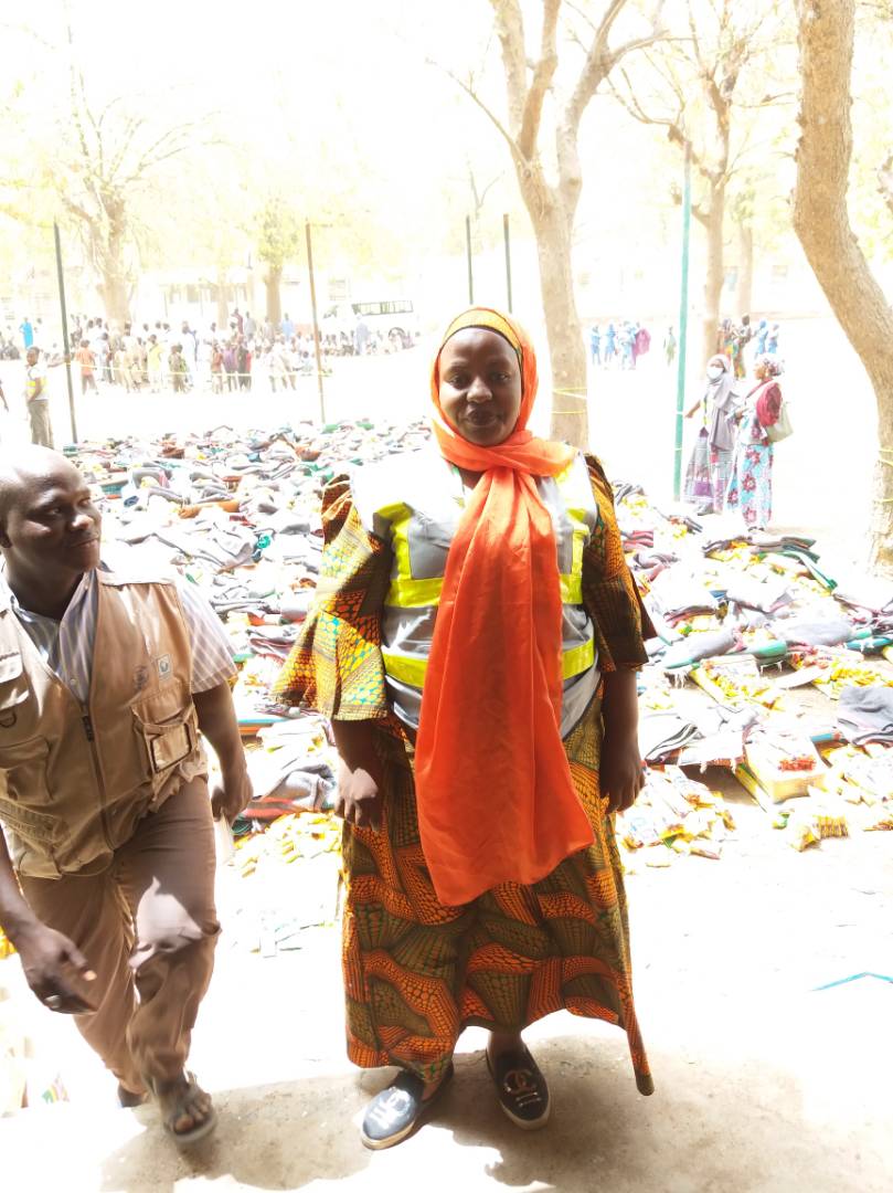 BornoYoung's tweet photo. @Ssbaba992 @boyef_ngo 1 week in Bama
On 1st April 2017 last week, I was in Bama LGA during the visit, there's govt delegation, we distributed relief items including food items, mattresses, blankets & clothes to returnees & IDPs in Bama camp. #IDPs #Returness #Bama #Borno #HumanitarianWorkers https://t.co/6HsDQofApm