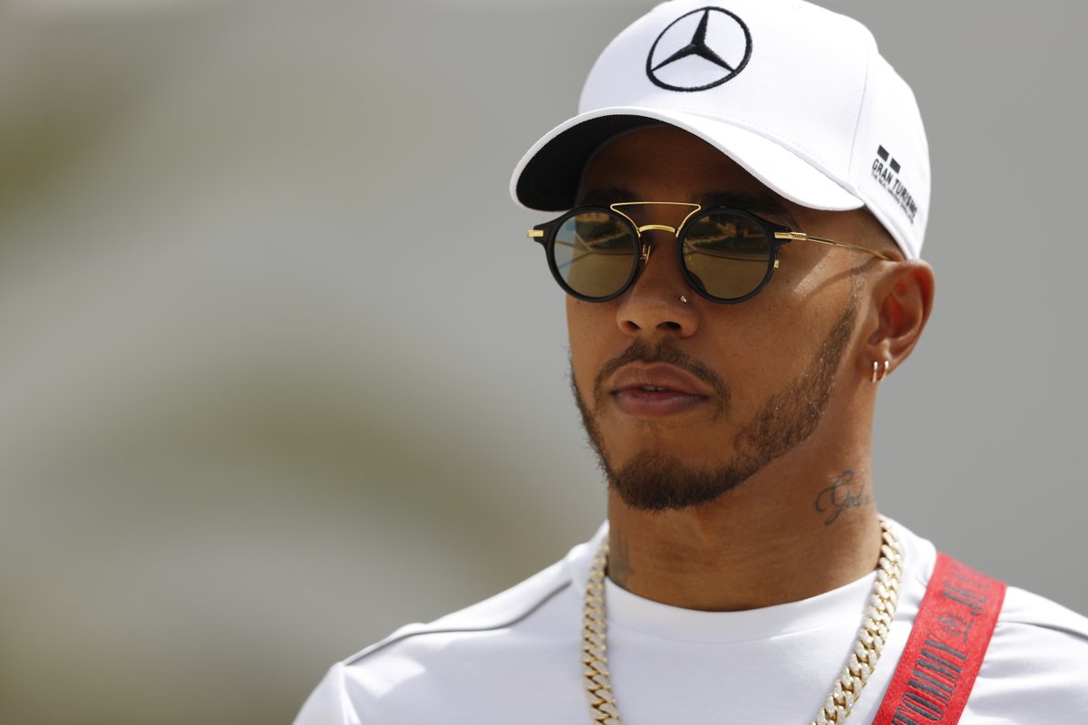 sarah44lewis's tweet photo. @LewisHamilton arriving to @BAH_Int_Circuit paddock 😎
#BahrainGP #RaceDay #100thRace
Via: @LHamiltonPL https://t.co/STweiZI1bv