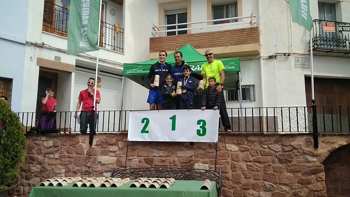 CPTLMillares's tweet photo. Hoy nuestras cabras han estado en Gátova.Paolo,Iván y Sole han terminado la maratón de 42k con unos buenisimos resultados y cumpliendo objetivos.
En la carrera de 10k...tachán!JuanVi a sido tercero🏆!Primer podio de su carrera!ENHORABUENA A TOD@S!!@juanvig76 @c88accedbe444a8 https://t.co/sODy3aqMXt