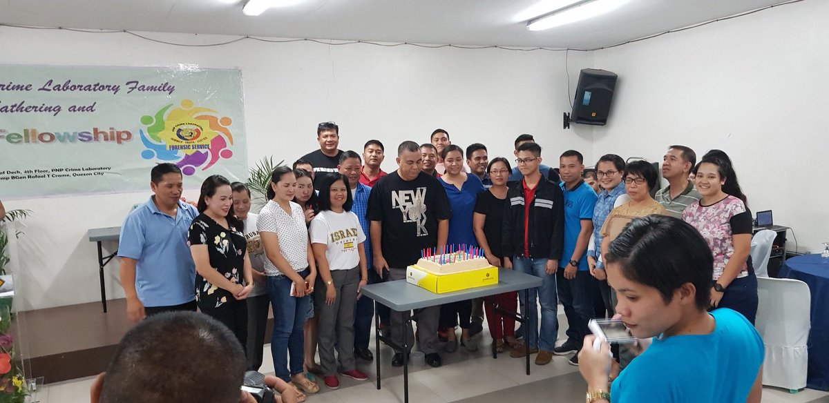 CrimeLaboratory's tweet photo. @pnpdpcr @PNP_CPSM @pnppio D,CL together with the april bday celebrators https://t.co/UbNN4gsNCu