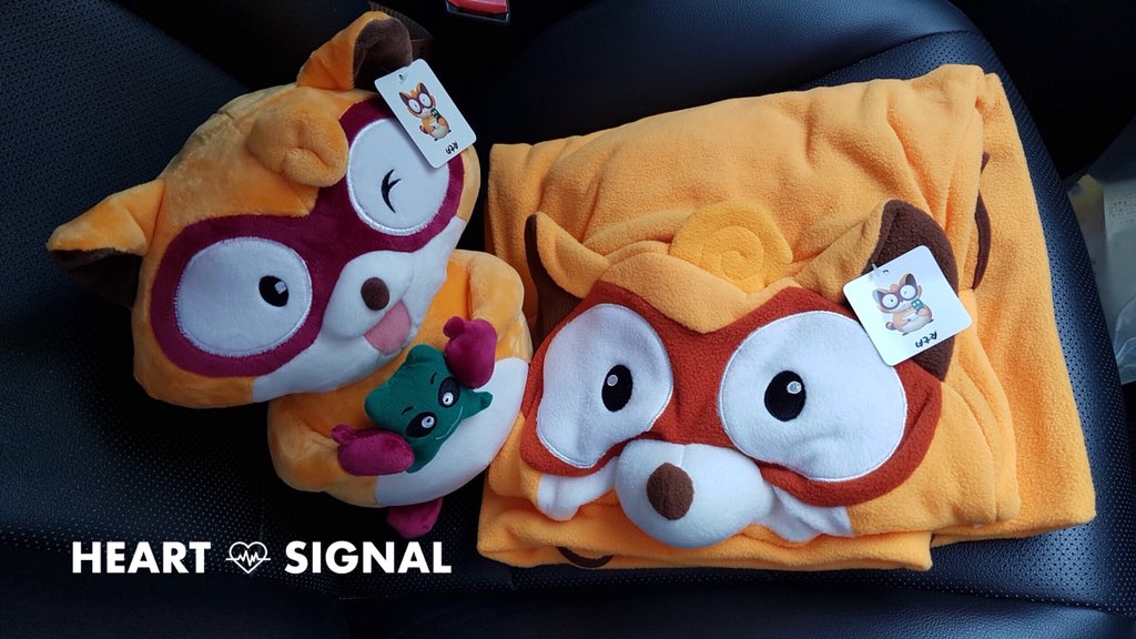 heartsignal_91's tweet photo. 진짜 너무나 주고싶었다 ㅠㅠㅠㅠ
잘어울릴줄 알았어 인형이랑 같이 못찍은건 아쉽지만 그래도 고마워 지성아💕 https://t.co/zYOqhYaFj0